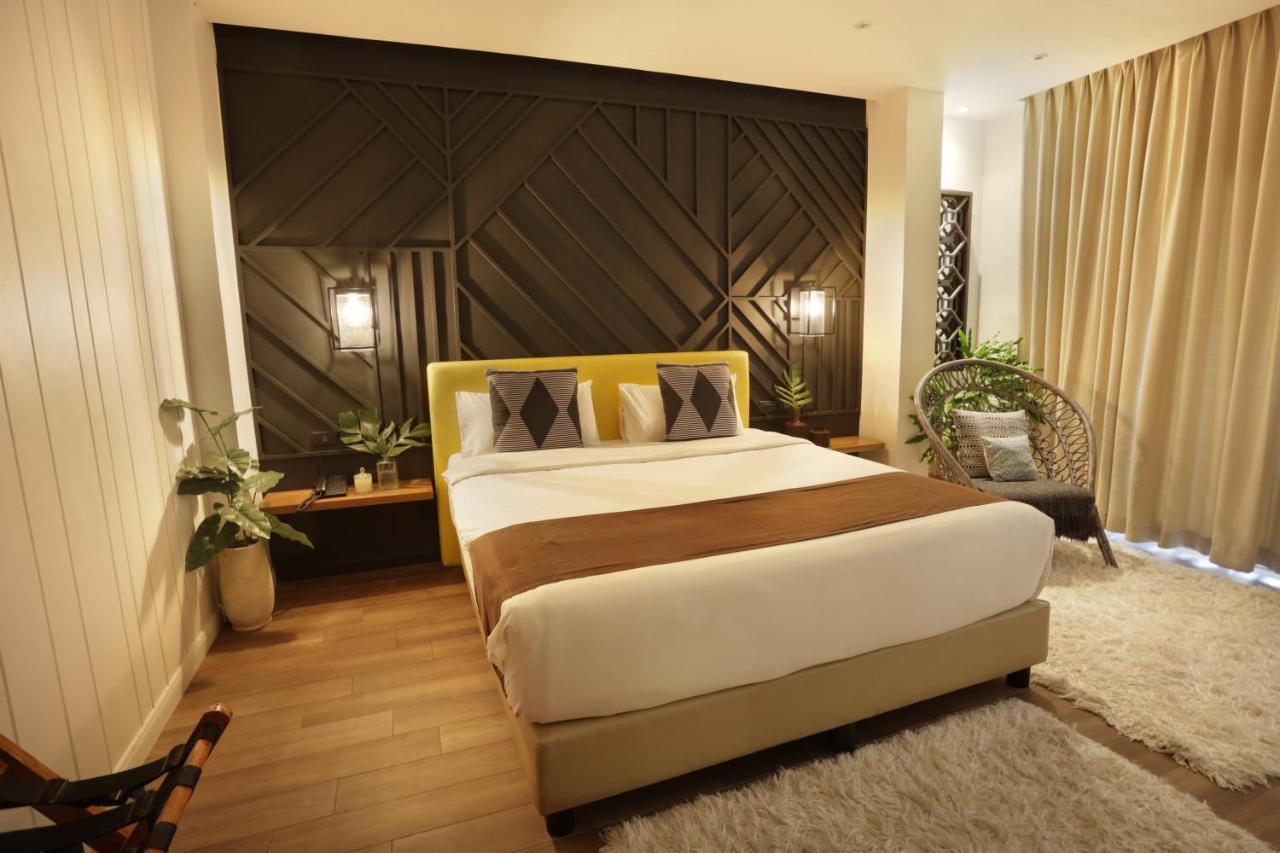 The Bourke Hotel Davao City Exterior foto