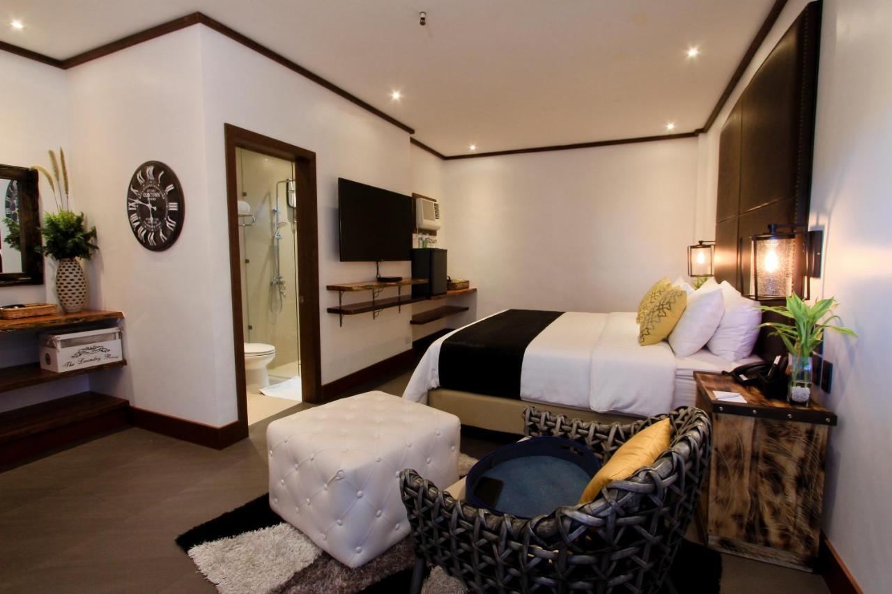 The Bourke Hotel Davao City Exterior foto
